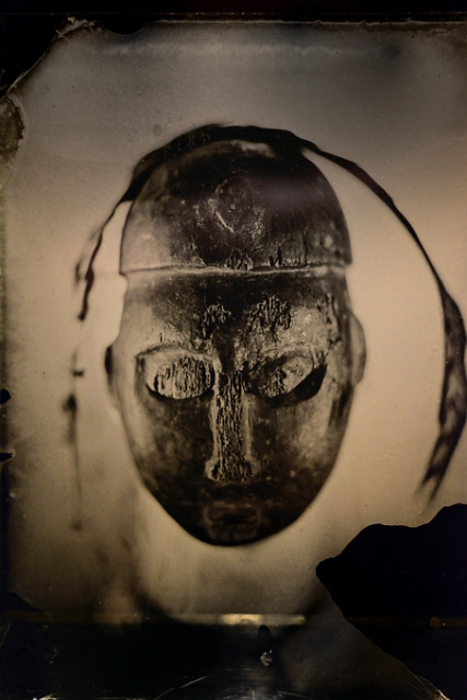 Ambro_masque Africain sur le piano.jpg - Collodion humide